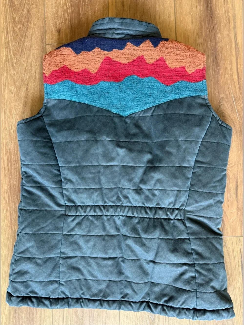 Women’s Vest Outback Trading Co Aspen Aztec Print Navy Size Large Outdoor